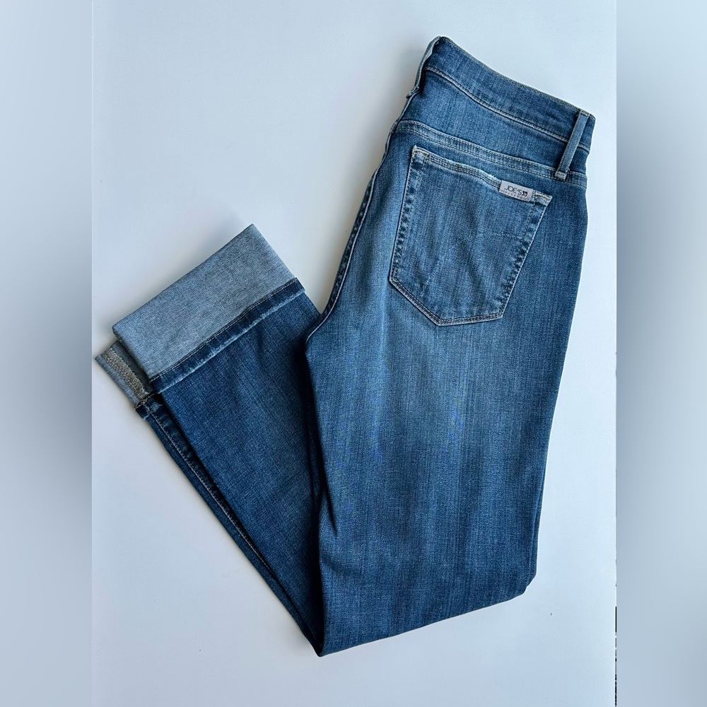Joe’s Jeans Straight Leg Medium Wash Jeans Cropped